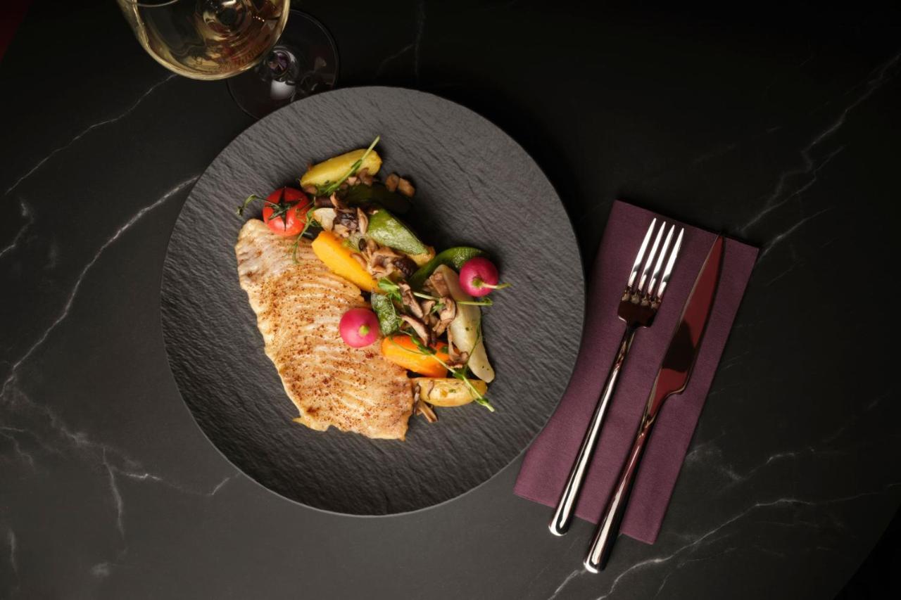 Moxy Paris Val D'Europe Ξενοδοχείο Μοντεβρέν Εξωτερικό φωτογραφία